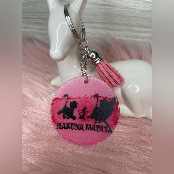 Handmade personalized acrylic keychain Hakuna Matata - Picture 2 of 6